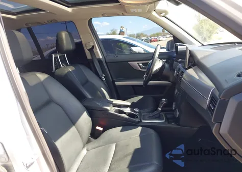 2010 Mercedes-Benz Glk 350 4Matic z USA, uszkodzony, nr VIN WDCGG8HB3AF325068